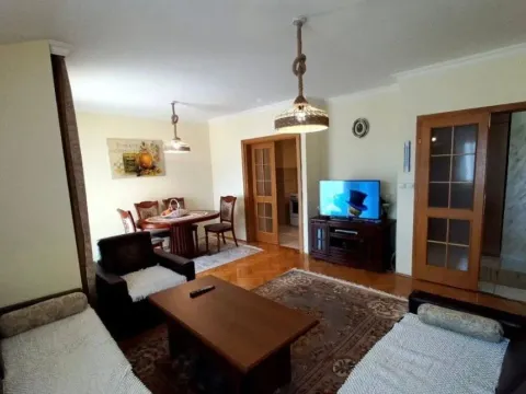 Rent, one bedroom apartment, 57m², Stari Aerodrom, Podgorica - image 1