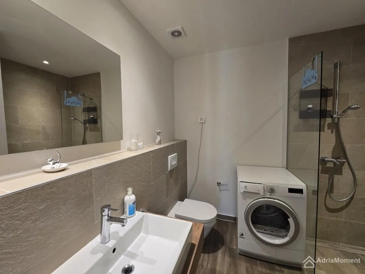 Prodaja, dvosoban stan, 99m², Luštica Bay, Tivat