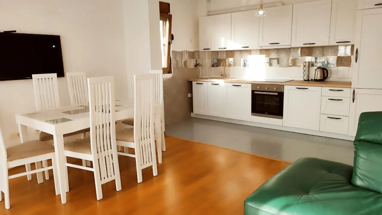Sale, three bedroom apartment, 104m², Dobra Voda, Budva
