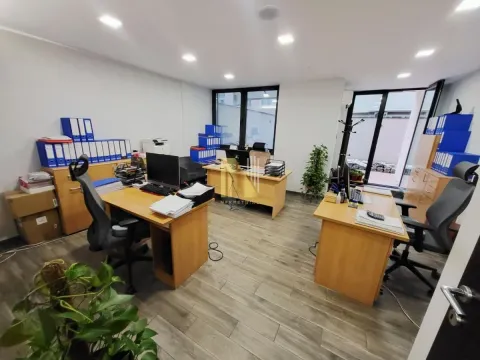 Sale, office space, 207m², Sajmište, Novi Sad - image 7