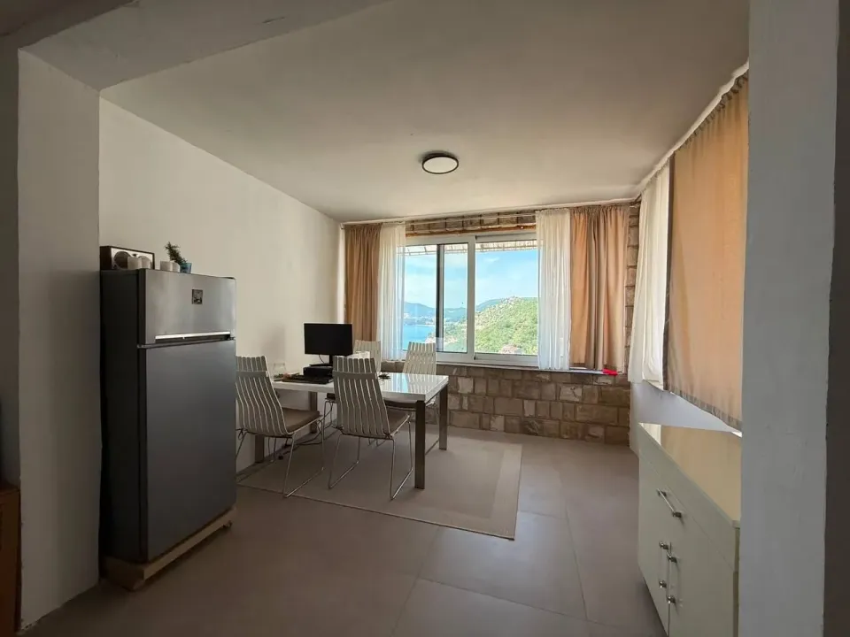 Sale, two bedroom apartment, 55m², Pržno, Budva