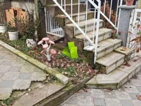 Sale, house, 300m², Palilula, Niš - image 8