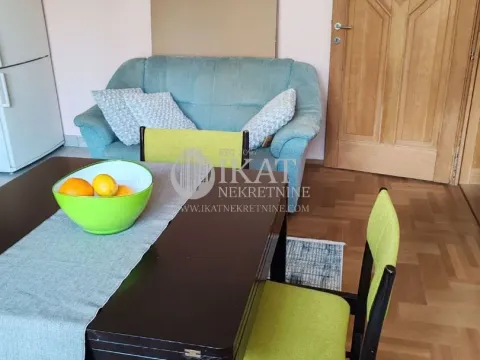 Izdavanje, trosoban stan, 95m², Savski Trg, Beograd - image 17