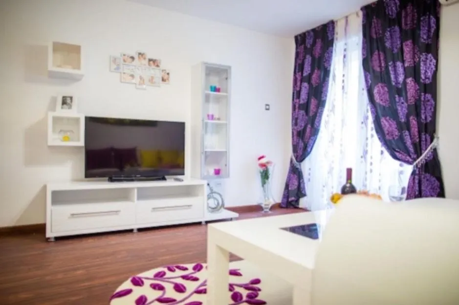 Rent, one bedroom apartment, 64m², Petrovac, Budva
