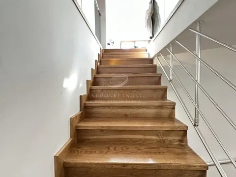 Prodaja, kuća, 300m², Lekino Brdo, Voždovac Sve Podlokacije - image 28