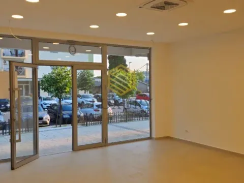 Izdavanje, poslovni prostor, 46m², Zabjelo, Podgorica - image 9