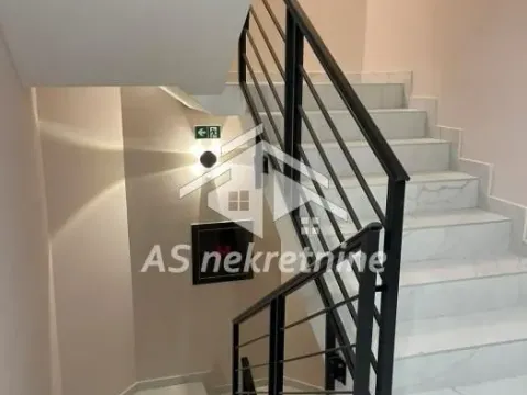 Izdavanje, dvosoban stan, 56m², Južni Bulevar, Vračar Sve Podlokacije - image 10