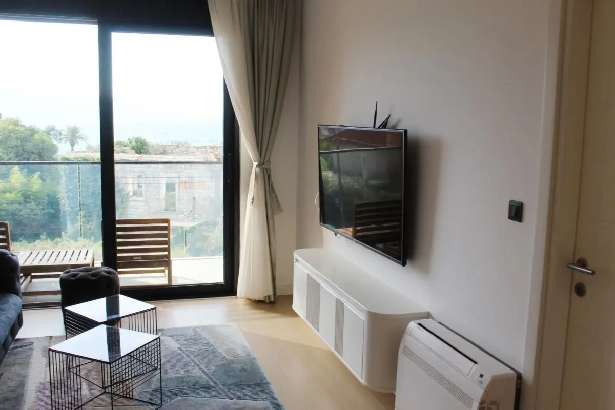 Prodaja, jednosoban stan, 50m², Tivat, Crna Gora