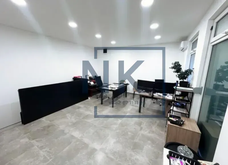 Rent, office space, 56m², Blok 9, Podgorica