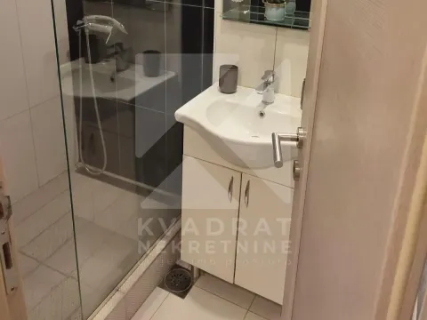 Rent, one bedroom apartment, 43m², Dalmatinska ulica, Podgorica - image 7