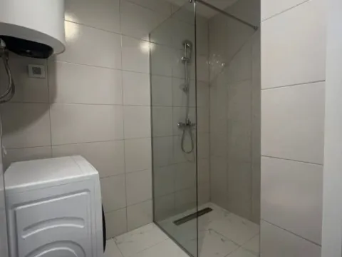 Izdavanje, jednosoban stan, 47m², Stari Aerodrom, Podgorica - image 10