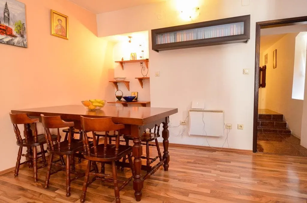 Sale, house, 240m², Kotor, Crna Gora