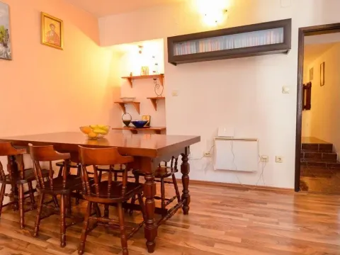 Sale, house, 240m², Kotor, Crna Gora - image 4