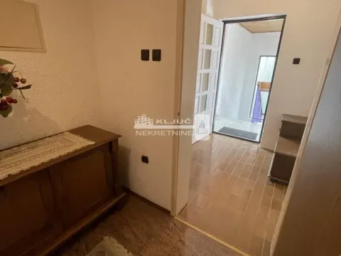 Sale, house, 384m², Kaludjerica, Grocka - image 3