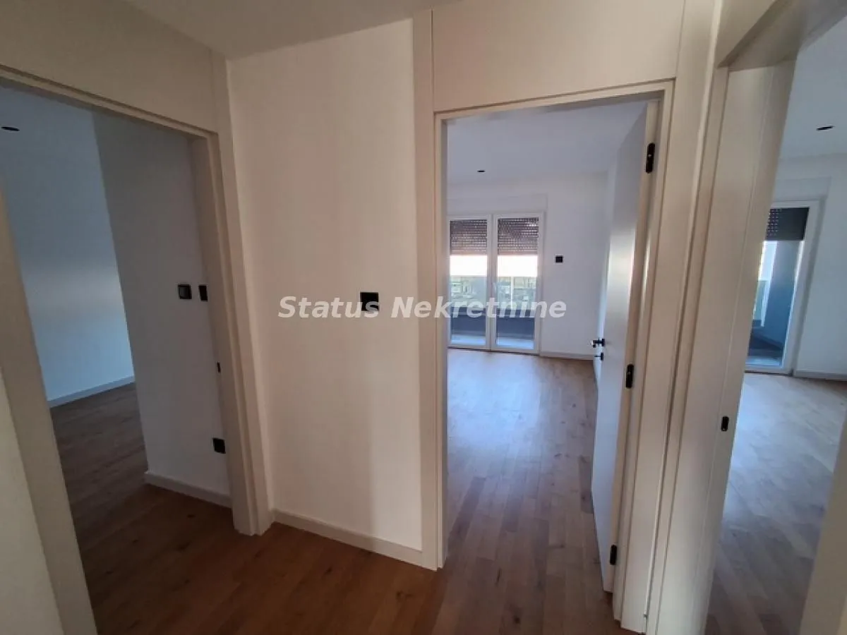 Prodaja, stan, 210m², Telep, Novi Sad Sve Podlokacije