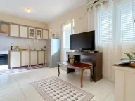 Prodaja, jednosoban stan, 32m², Orahovac, Kotor - image 4