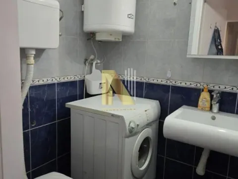 Izdavanje, poslovni prostor, 69m², Železnička Stanica, Novi Sad Sve Podlokacije - image 10