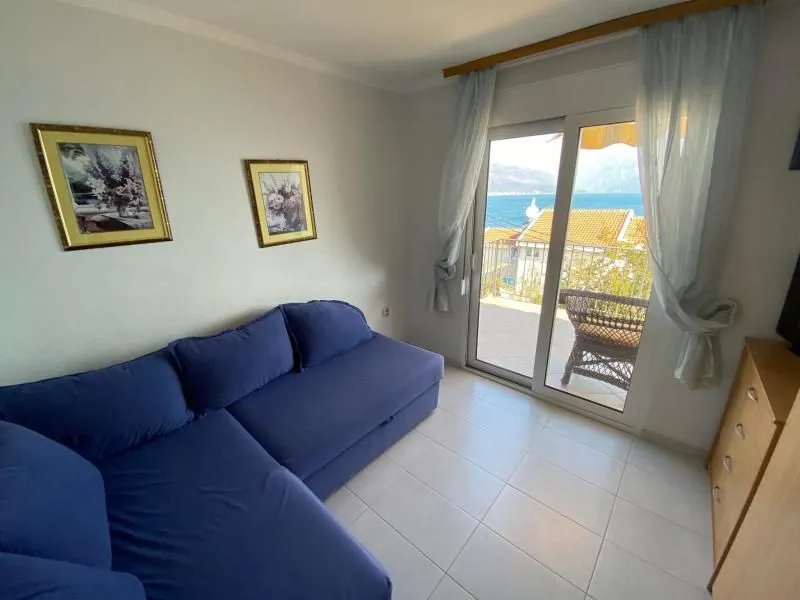 Prodaja, kuća, 230m², Krašići, Tivat