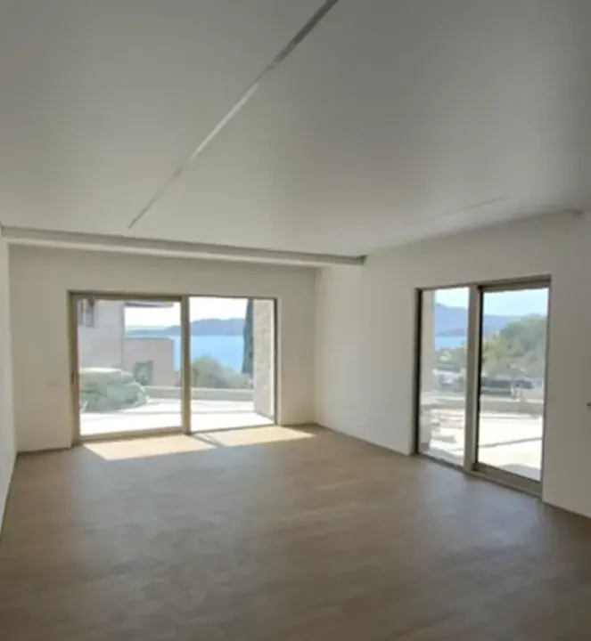 Sale, two bedroom apartment, 80m², Pržno, Budva