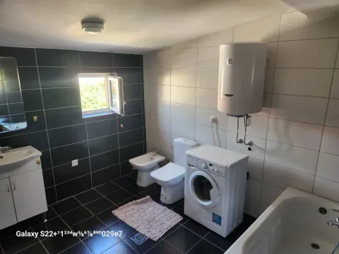 Prodaja, trosoban stan, 57m², Stara varoš, Nikšić - image 15