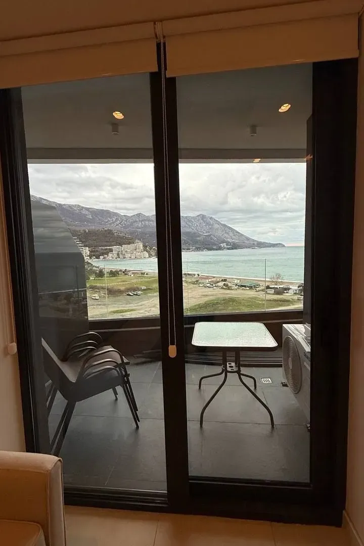 Sale, one bedroom apartment, 69m², Bečići, Budva