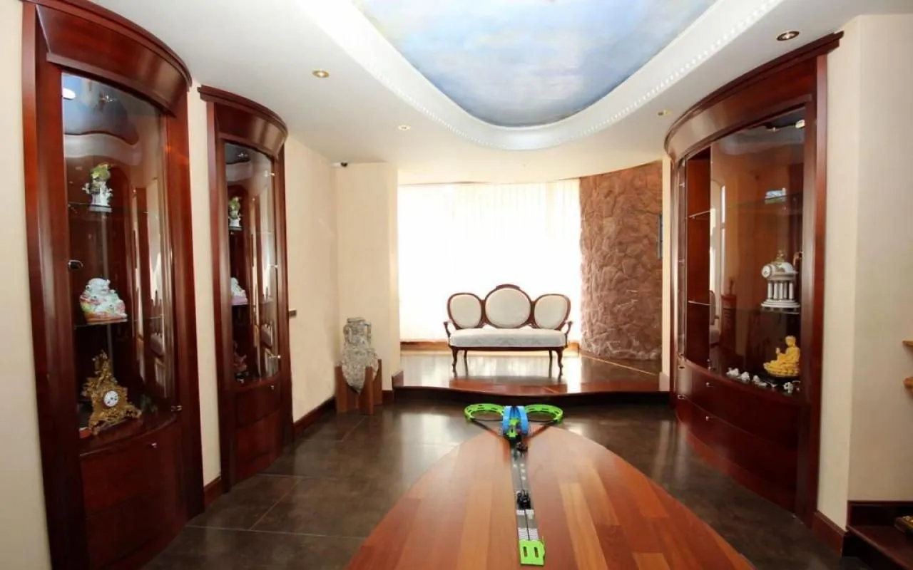 Sale, house, 322m², Bar, Crna Gora