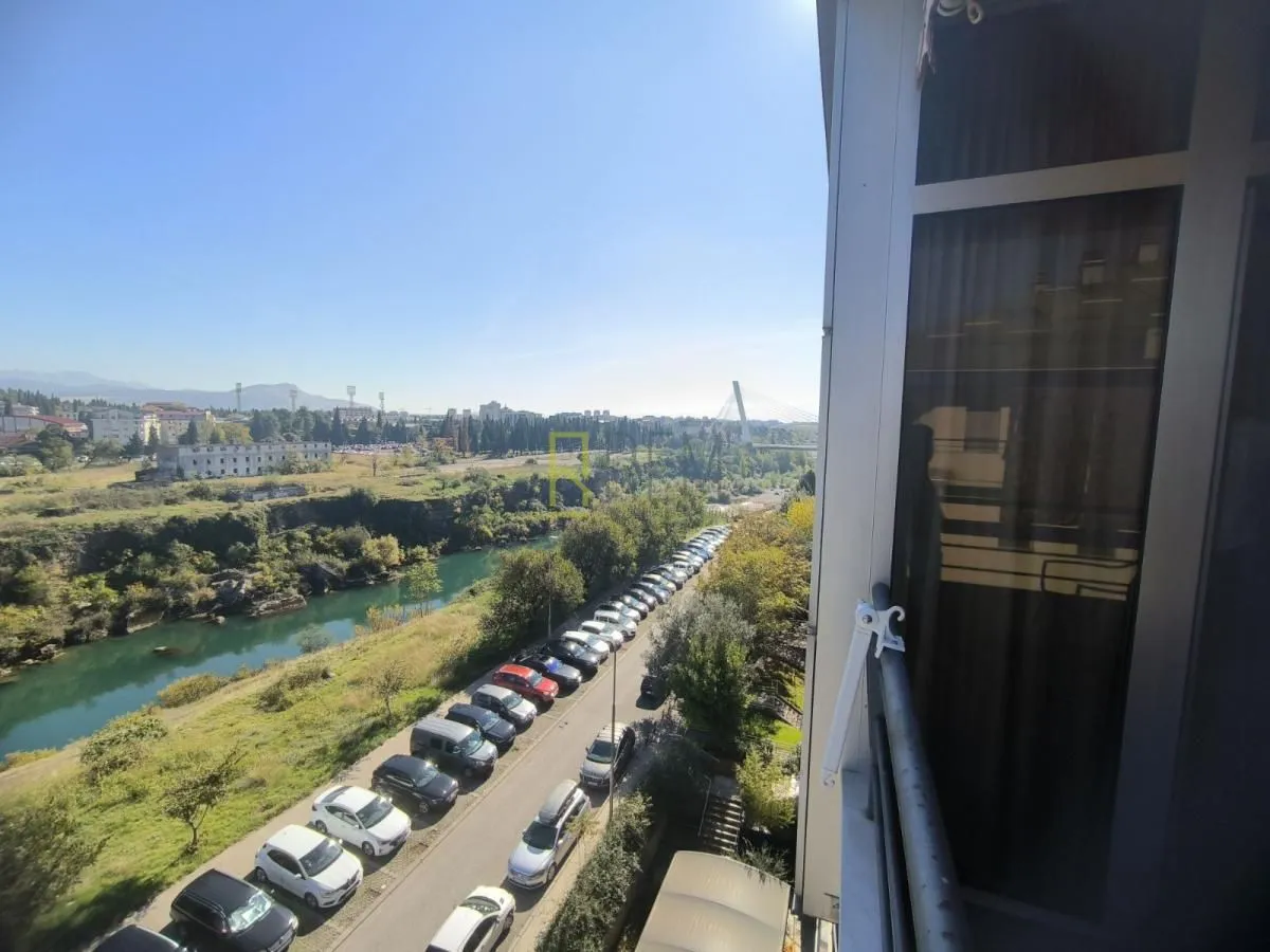 Prodaja, dvosoban stan, 82m², Preko Morače, Podgorica