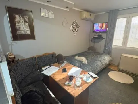 Sale, house, 38m², Hadzipopovac, Palilula Sve Podlokacije - image 25