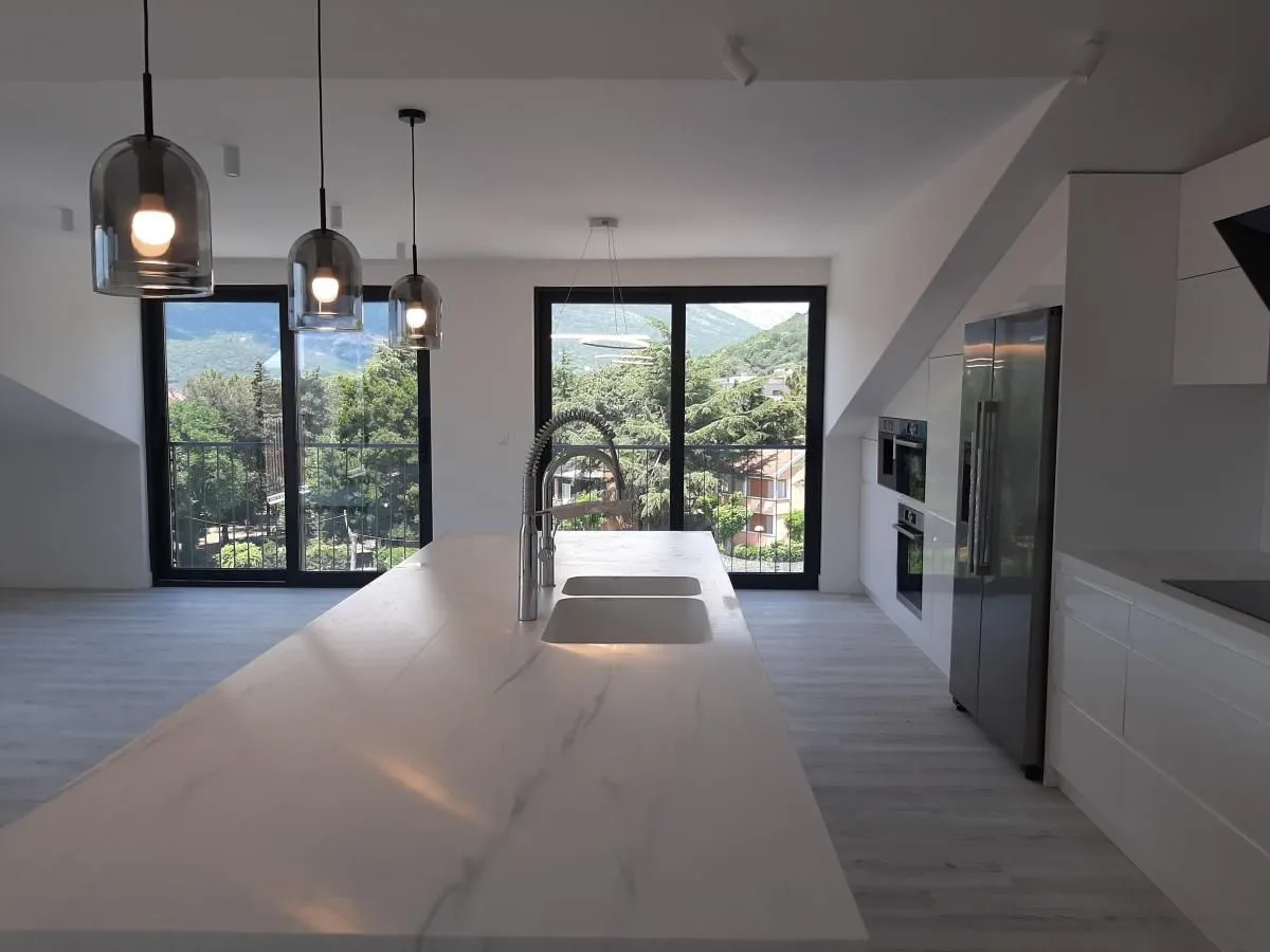 Sale, two bedroom apartment, 125m², Tivat, Crna Gora