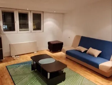 Izdavanje, dvosoban stan, 65m², Zemun Sve Podlokacije, Beograd