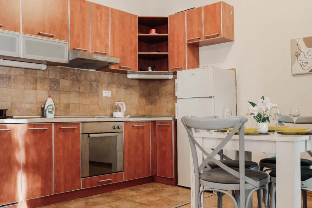 Prodaja, dvosoban stan, 65m², Risan, Kotor