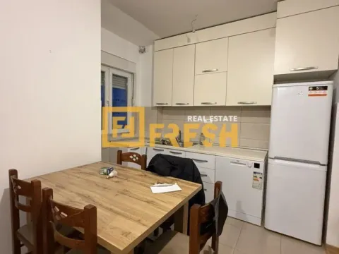 Izdavanje, dvosoban stan, 57m², Tuški Put, Podgorica - image 3