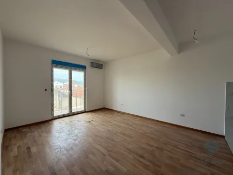 Prodaja, jednosoban stan, 47m², Zabjelo, Podgorica - image 2