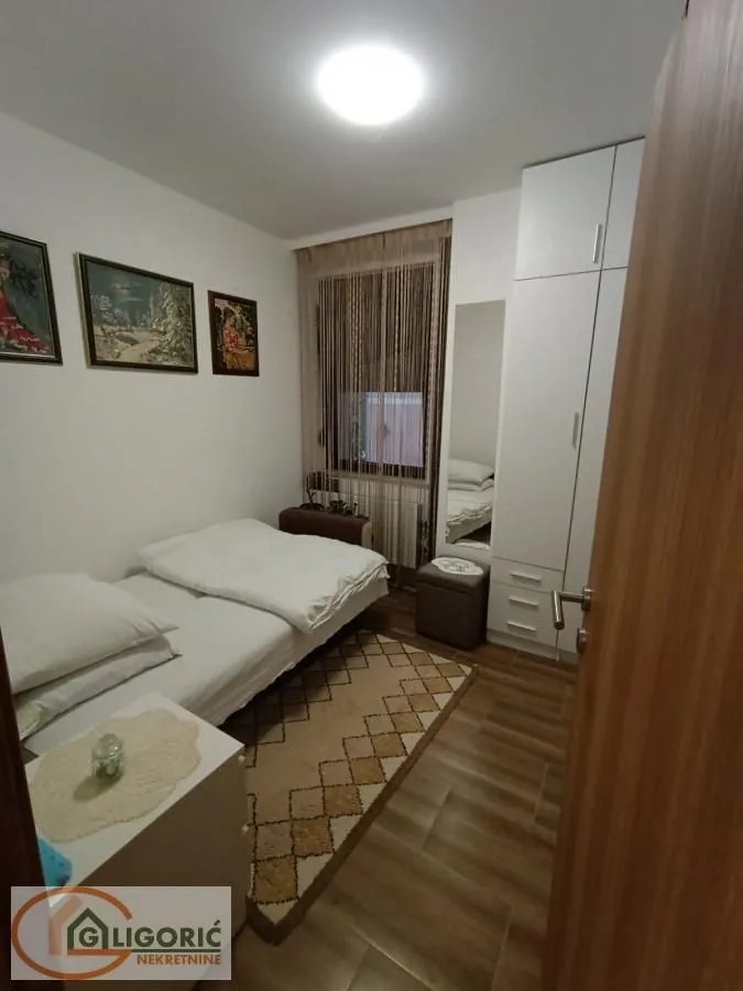 Prodaja, kuća, 346m², Strelište, Pančevo
