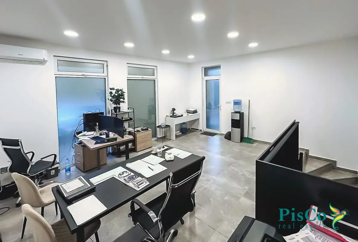 Sale, office space, 56m², Blok 9, Podgorica