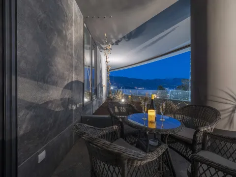 Rent, one bedroom apartment, 50m², Centar, Budva - image 8