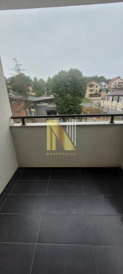 Prodaja, trosoban stan, 64m², Stari Majur, Petrovaradin