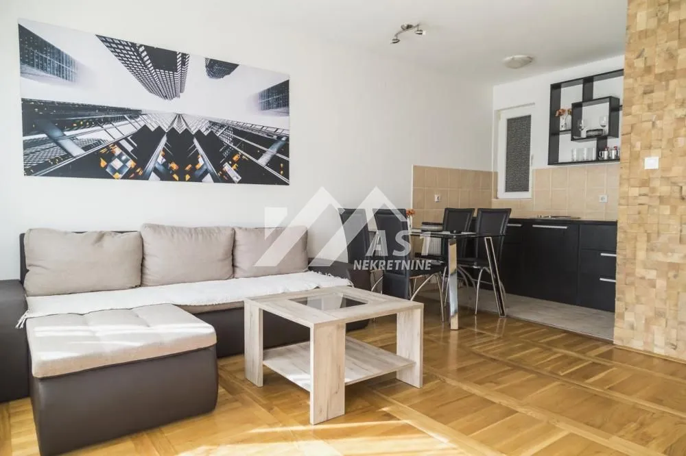 Izdavanje, dvosoban stan, 45m², Nova Detelinara, Novi Sad Sve Podlokacije