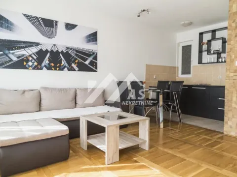 Stan in Nova Detelinara