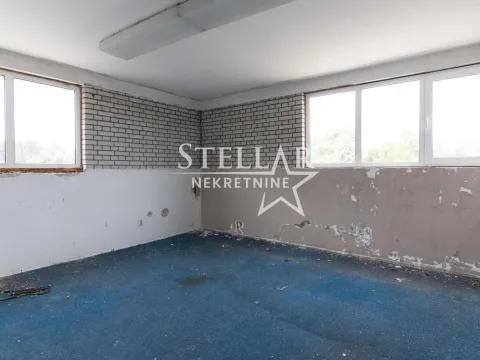 Izdavanje, poslovni prostor, 350m², Tuški Put, Podgorica - image 2