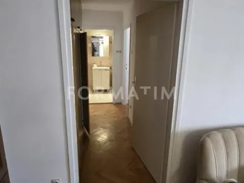 Izdavanje, dvosoban stan, 70m², Klinički Centar, Beograd - image 10