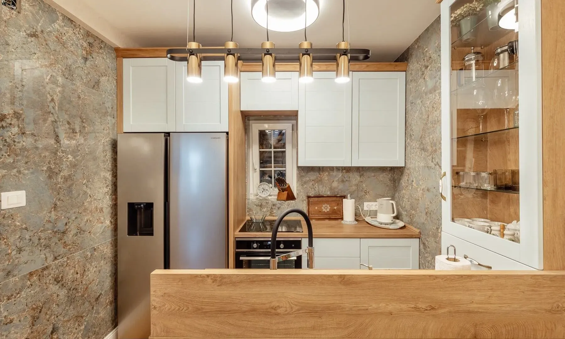 Prodaja, kuća, 240m², Kava, Tivat