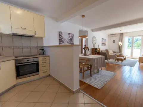 Sale, two bedroom apartment, 68m², Pržno, Budva - image 5