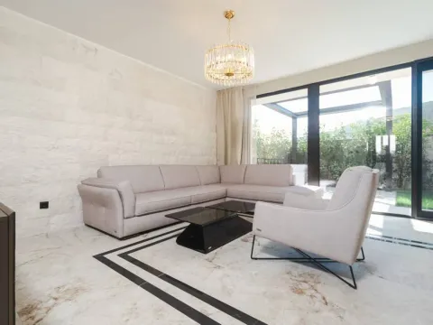 Sale, house, 167m², Centar, Budva - image 3