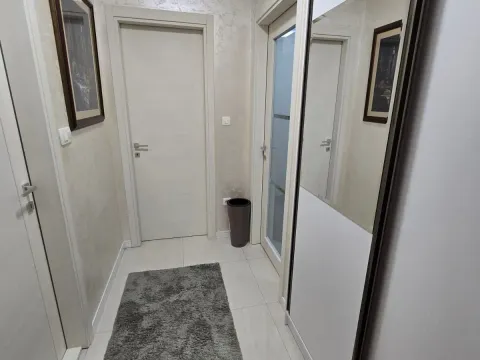 Rent, one bedroom apartment, 49m², Central Point, Podgorica - image 6