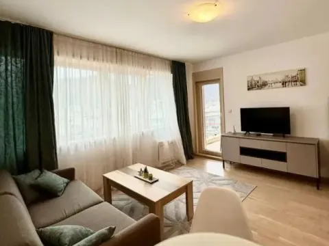 Rent, one bedroom apartment, 48m², Budva, Crna Gora - image 1