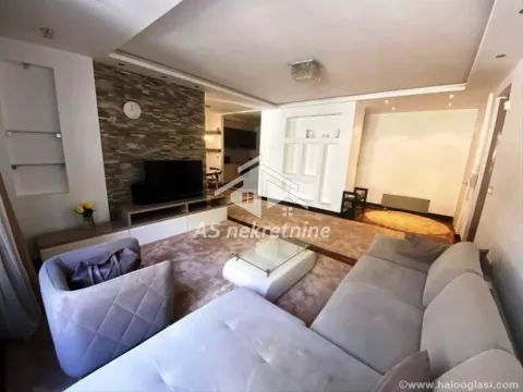 Rent, three bedroom apartment, 87m², Stari Grad, Beograd - image 2