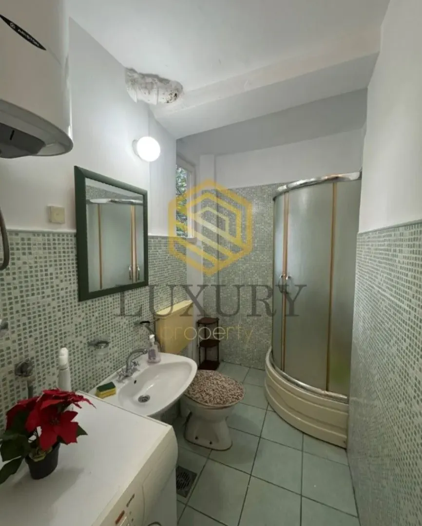 Izdavanje, jednosoban stan, 48m², Stari Aerodrom, Podgorica