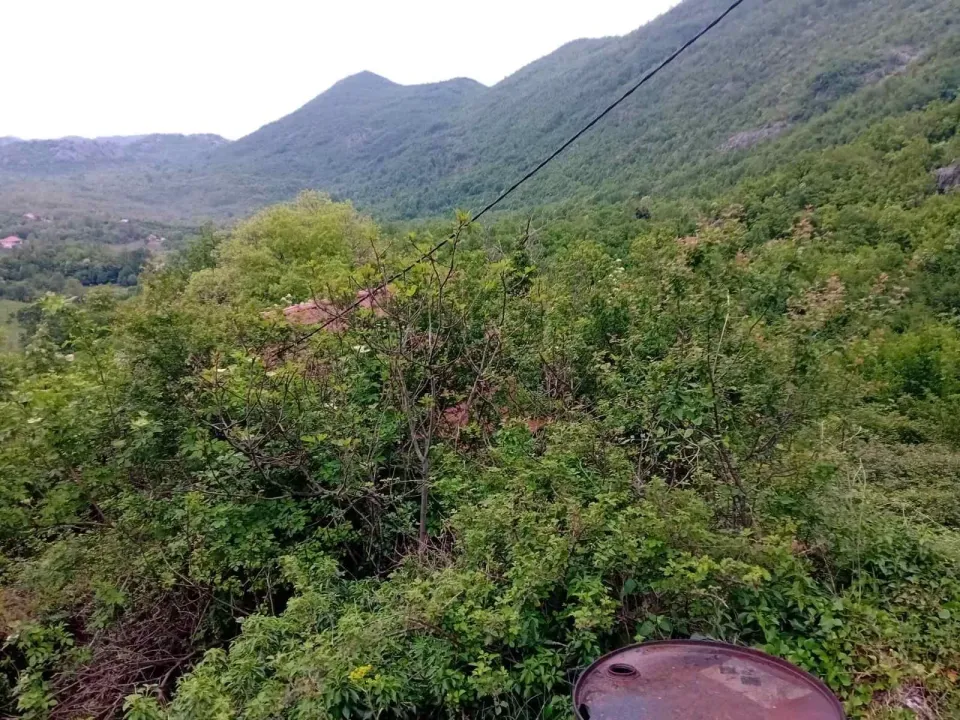Prodaja, kuća, 52m², Đinovići, Cetinje