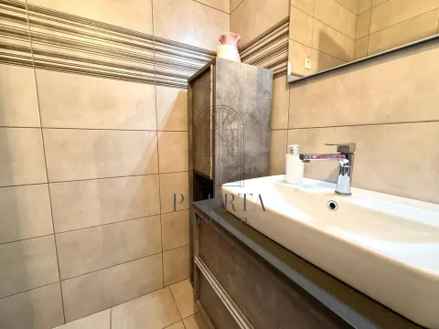 Sale, house, 115m², Grlić, Danilovgrad - image 15